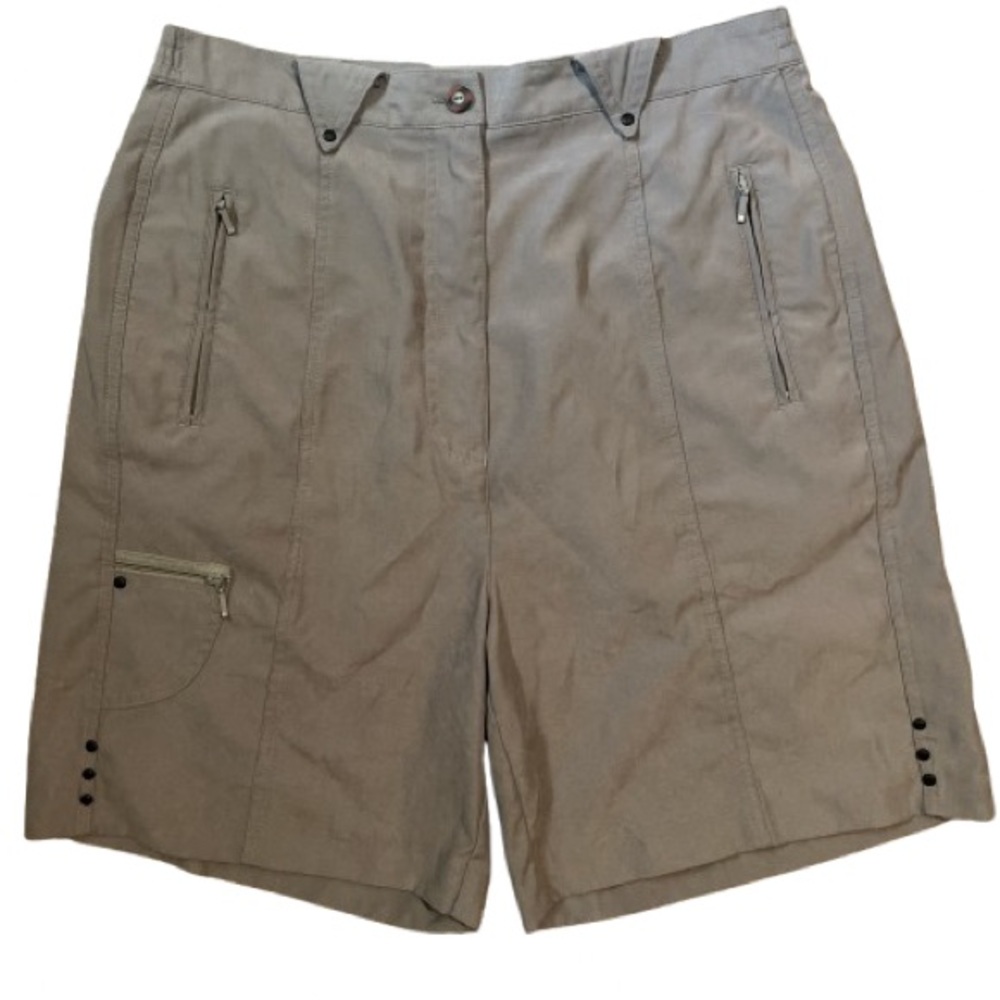 Vintage Jamie Sadock grey shorts. Size: 12